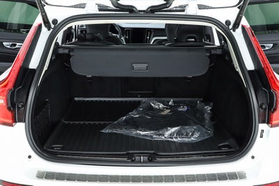 2023 Volvo V60 Cross Country Ultimate