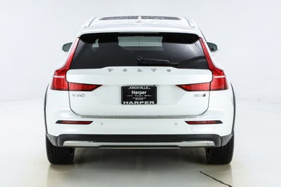 2023 Volvo V60 Cross Country Ultimate