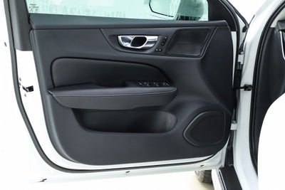 2023 Volvo V60 Cross Country Ultimate