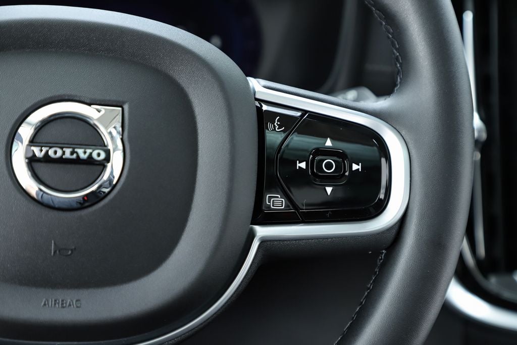 2023 Volvo V60 Cross Country Ultimate