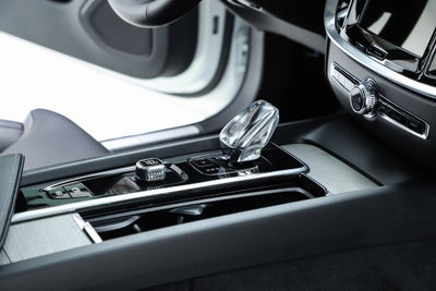 2023 Volvo V60 Cross Country Ultimate