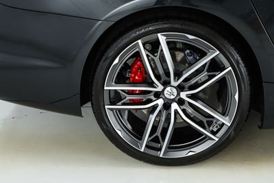 2023 Maserati Quattroporte Modena