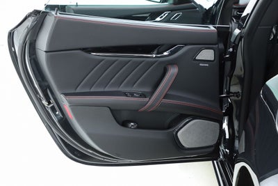2023 Maserati Quattroporte Modena
