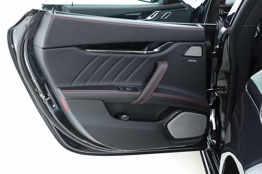 2023 Maserati Quattroporte Modena