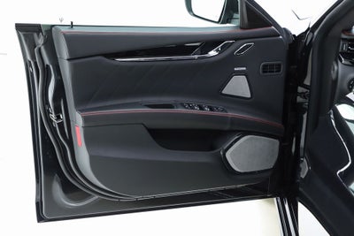 2023 Maserati Quattroporte Modena