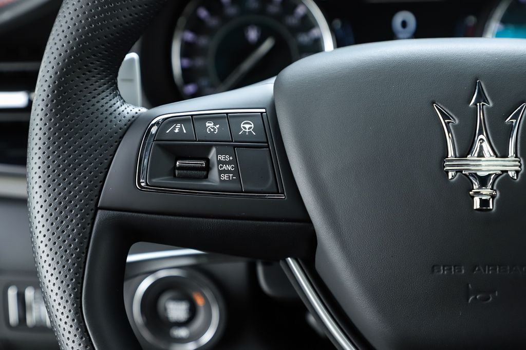 2023 Maserati Quattroporte Modena