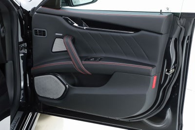 2023 Maserati Quattroporte Modena