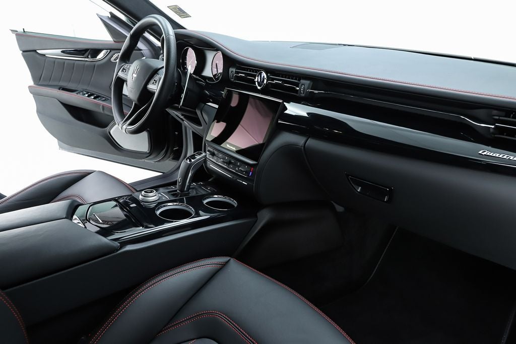 2023 Maserati Quattroporte Modena