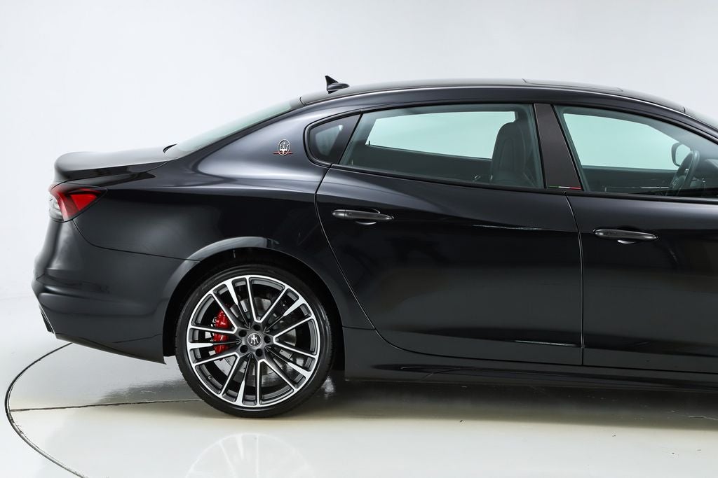 2021 Maserati Quattroporte Trofeo