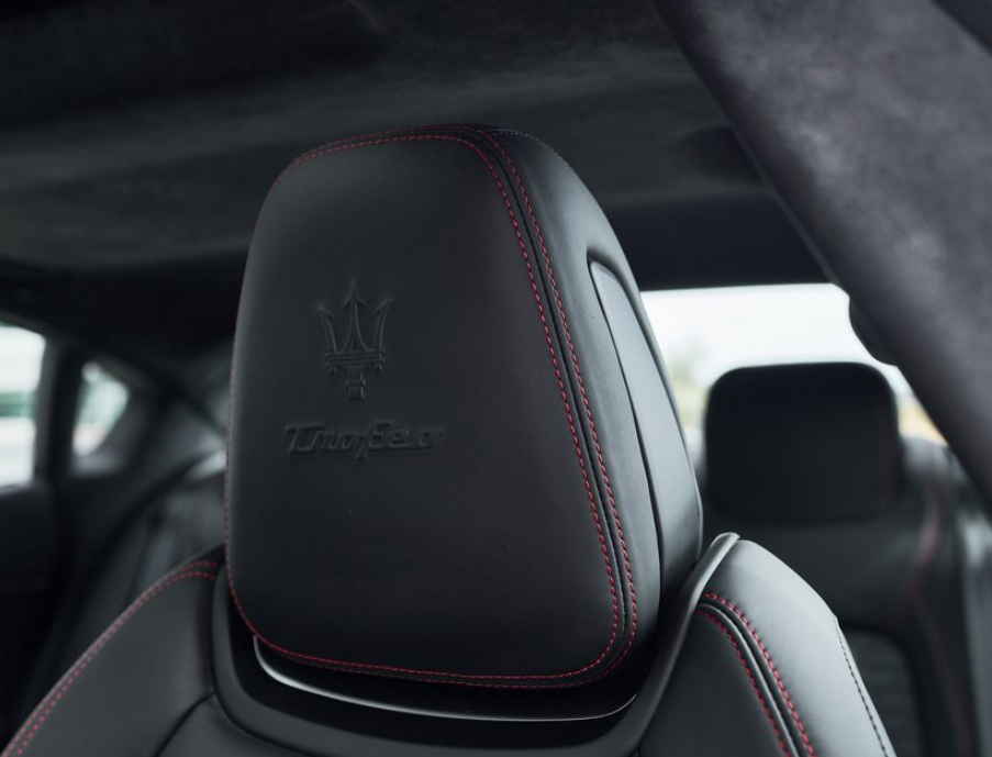 2021 Maserati Quattroporte Trofeo