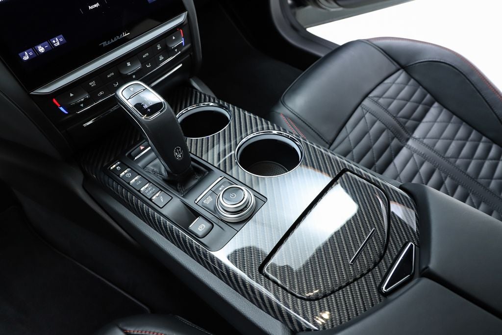 2021 Maserati Quattroporte Trofeo