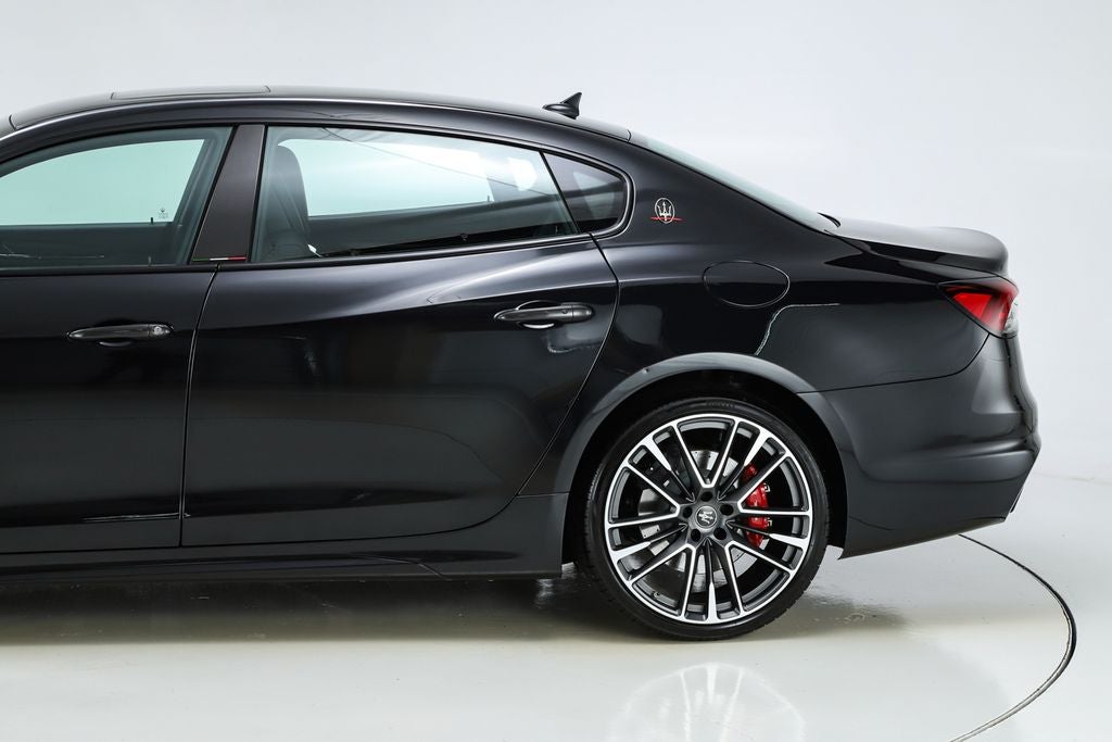 2021 Maserati Quattroporte Trofeo