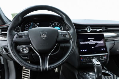 2021 Maserati Quattroporte Trofeo