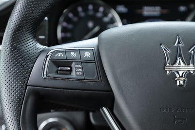 2021 Maserati Quattroporte Trofeo