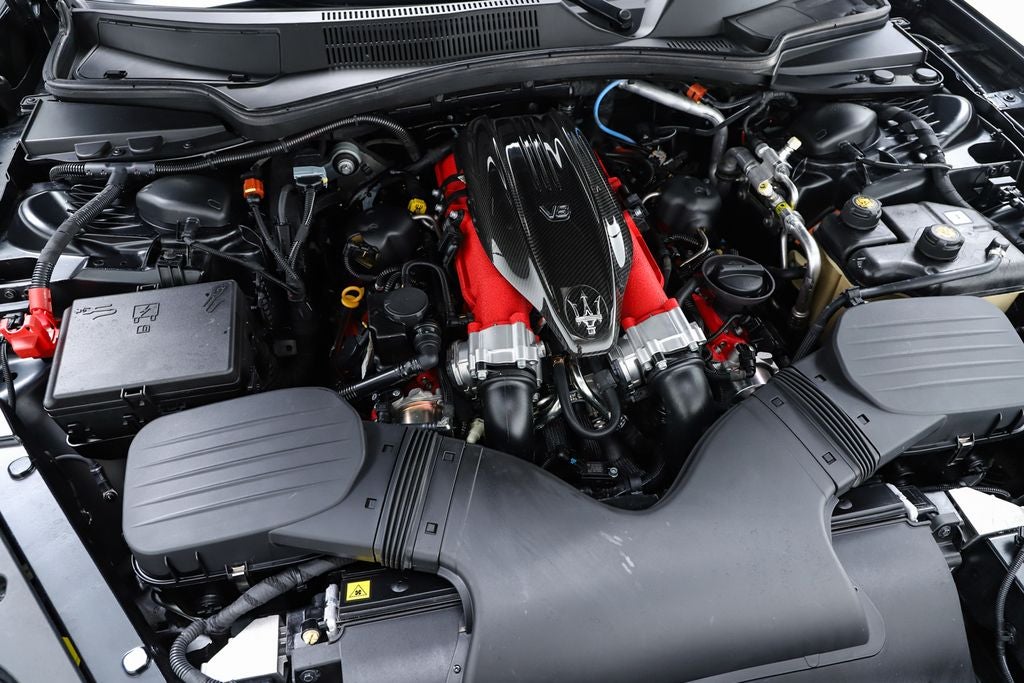 2021 Maserati Quattroporte Trofeo