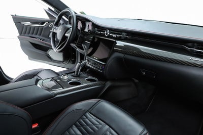 2021 Maserati Quattroporte Trofeo