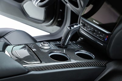 2021 Maserati Quattroporte Trofeo