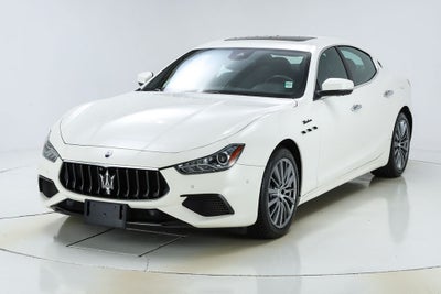 2022 Maserati Ghibli Modena Q4