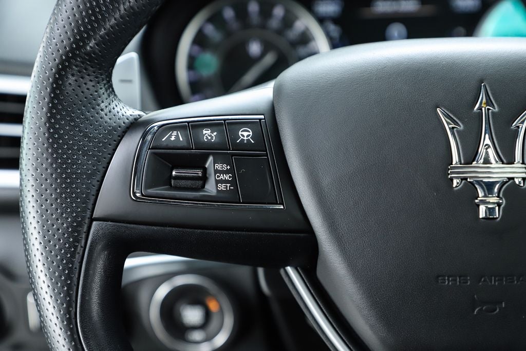 2022 Maserati Ghibli Modena Q4