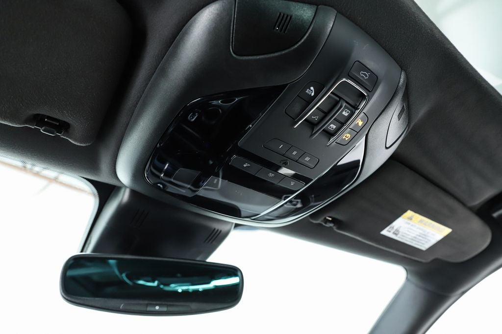 2022 Maserati Ghibli Modena Q4