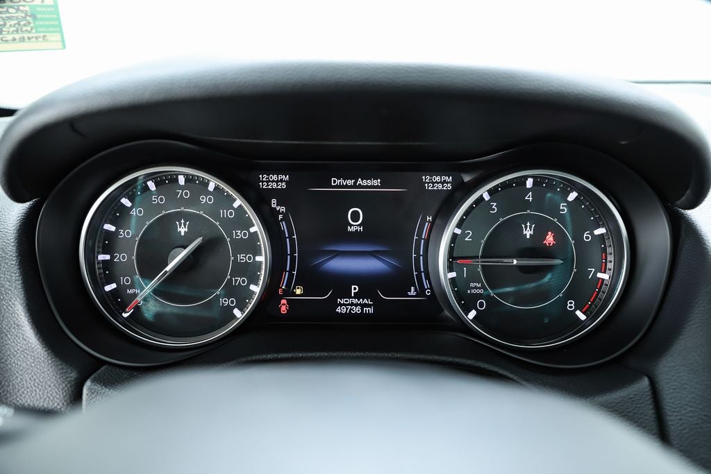 2022 Maserati Ghibli Modena Q4