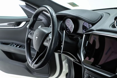 2022 Maserati Ghibli Modena Q4