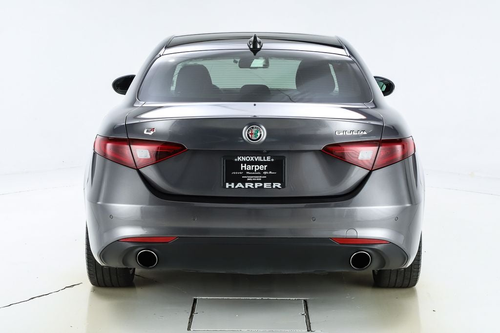 2017 Alfa Romeo Giulia Ti