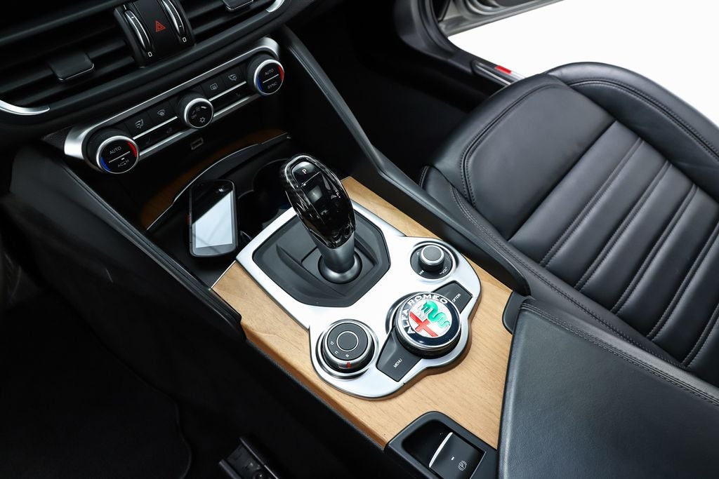 2017 Alfa Romeo Giulia Ti