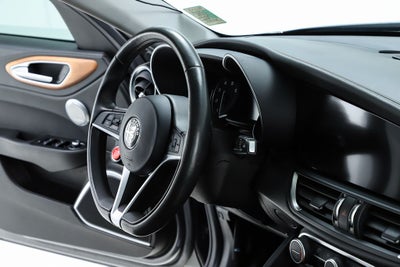 2017 Alfa Romeo Giulia Ti