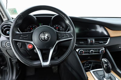 2017 Alfa Romeo Giulia Ti