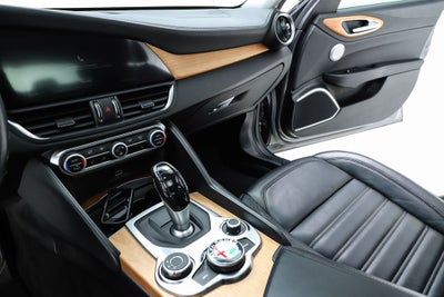 2017 Alfa Romeo Giulia Ti