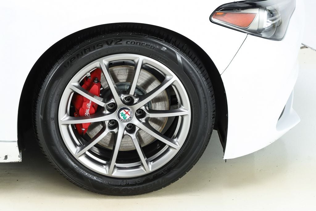 2019 Alfa Romeo Giulia Base