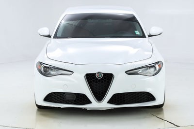 2019 Alfa Romeo Giulia Base