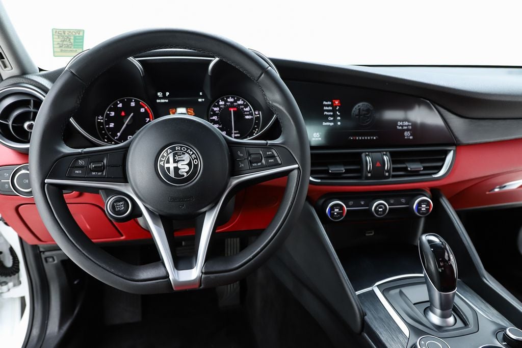 2019 Alfa Romeo Giulia Base