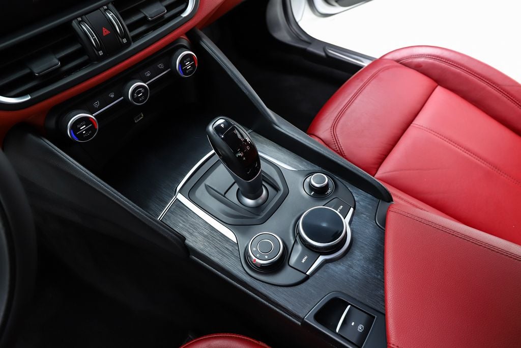 2019 Alfa Romeo Giulia Base