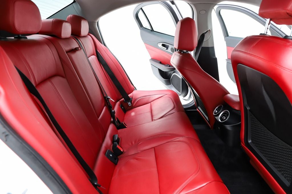 2019 Alfa Romeo Giulia Base