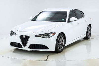 2019 Alfa Romeo Giulia Base
