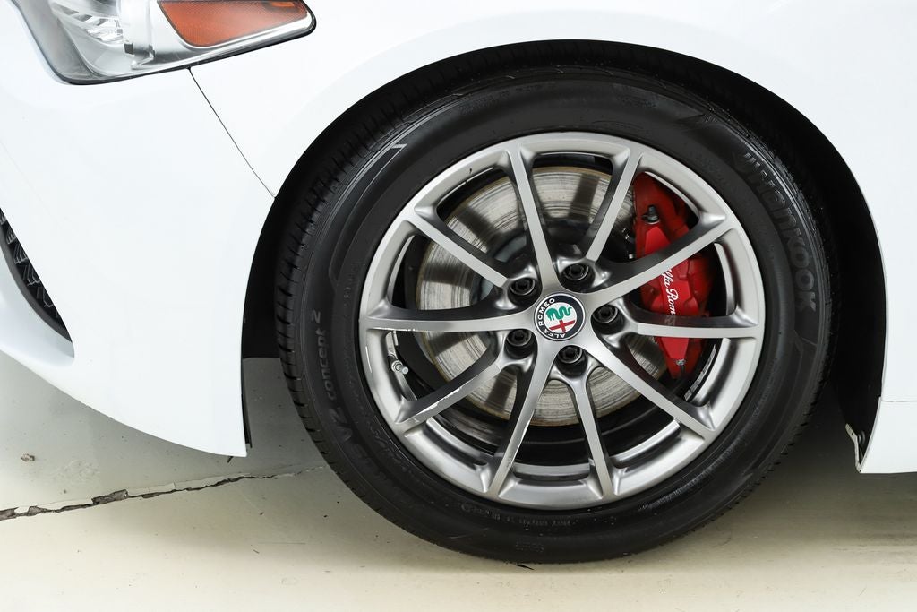 2019 Alfa Romeo Giulia Base