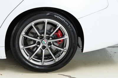 2019 Alfa Romeo Giulia Base