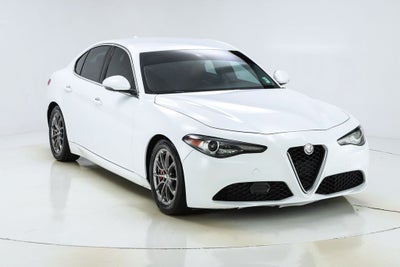2019 Alfa Romeo Giulia Base