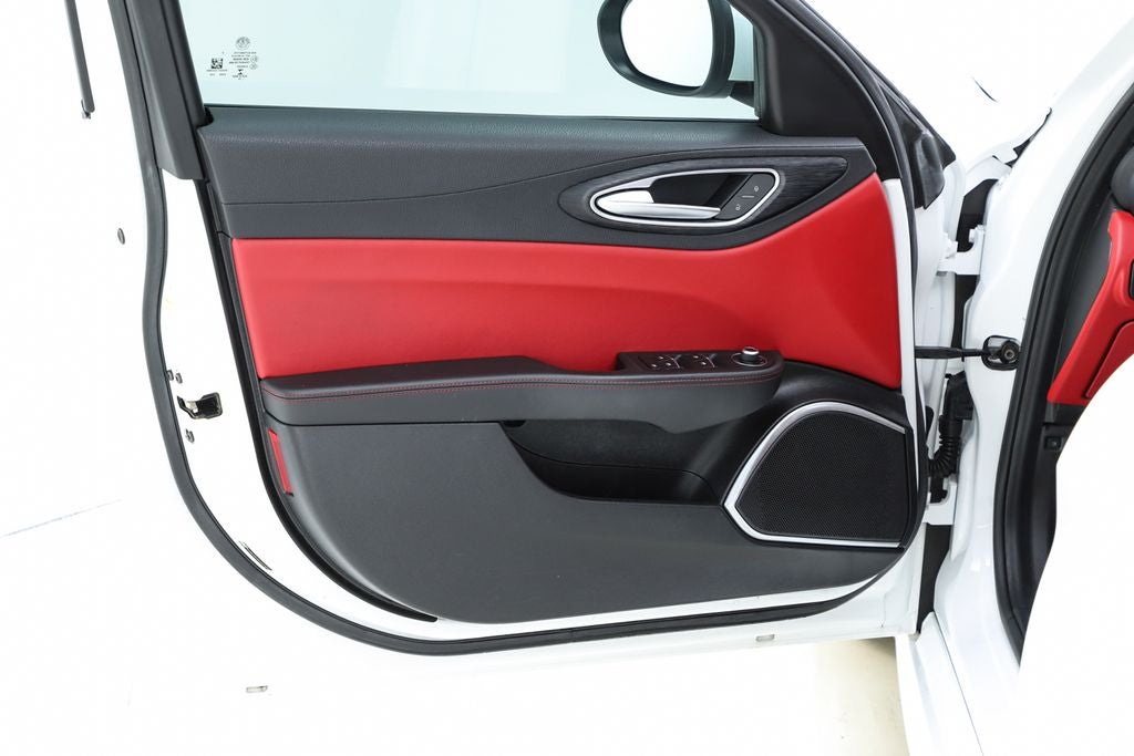 2019 Alfa Romeo Giulia Base