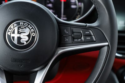 2019 Alfa Romeo Giulia Base