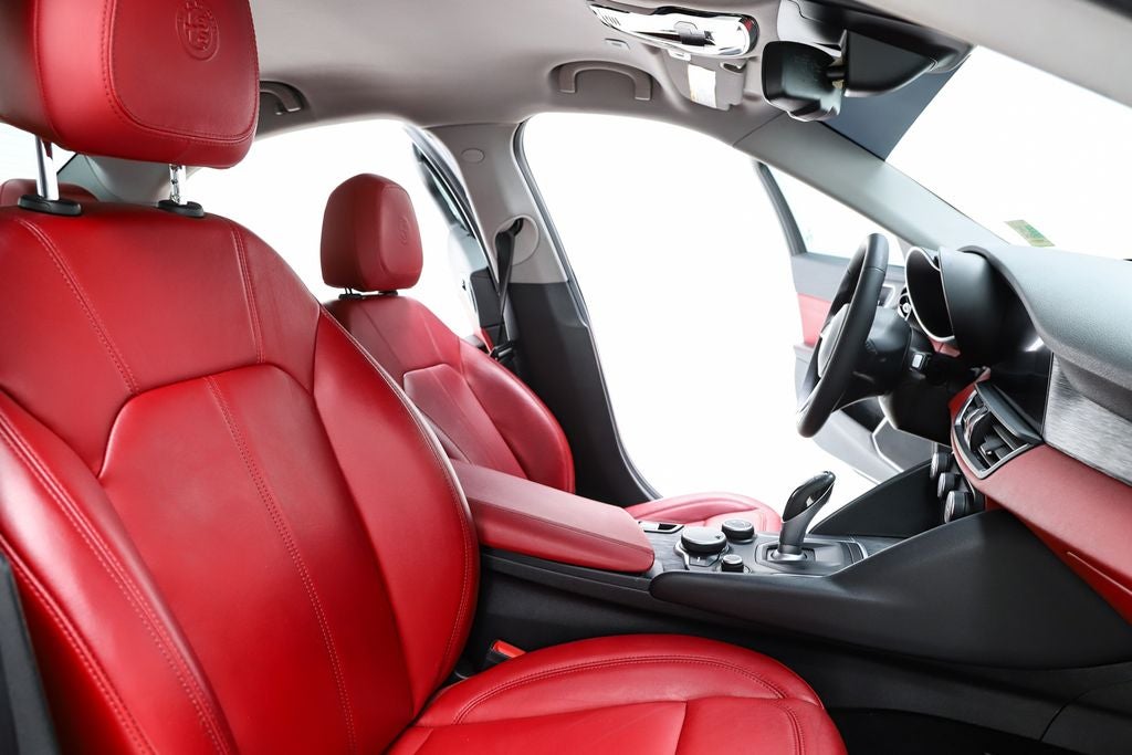 2019 Alfa Romeo Giulia Base