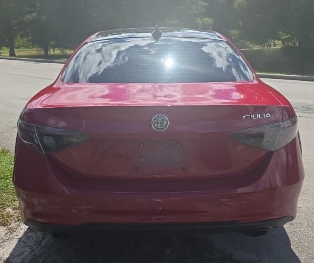 2024 Alfa Romeo Giulia Ti