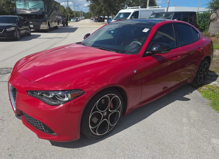 2024 Alfa Romeo Giulia Ti