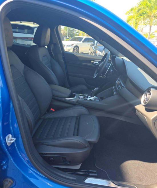 2024 Alfa Romeo Giulia Quadrifoglio