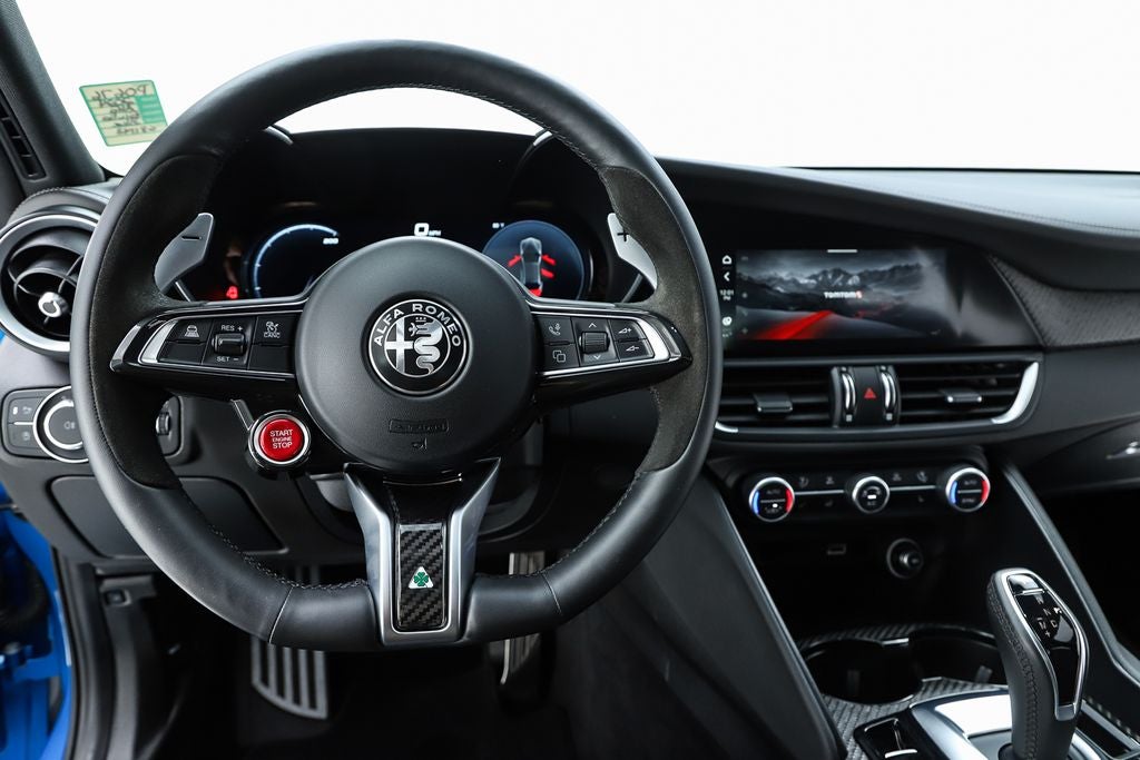 2024 Alfa Romeo Giulia Quadrifoglio