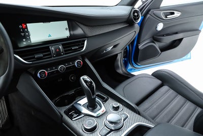 2024 Alfa Romeo Giulia Quadrifoglio