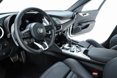 2024 Alfa Romeo Giulia Veloce