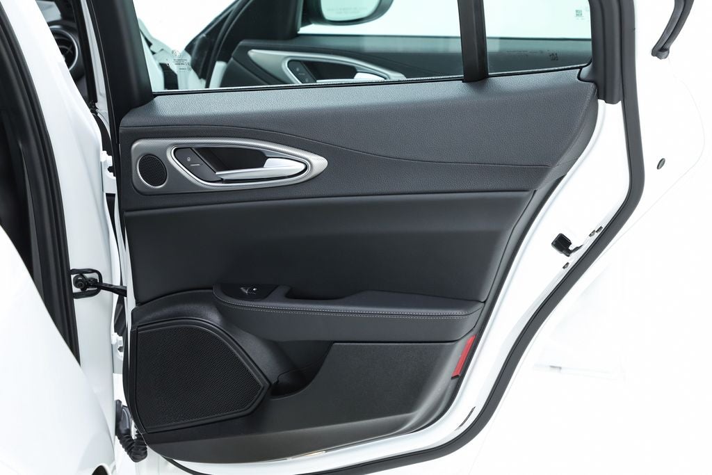 2024 Alfa Romeo Giulia Veloce